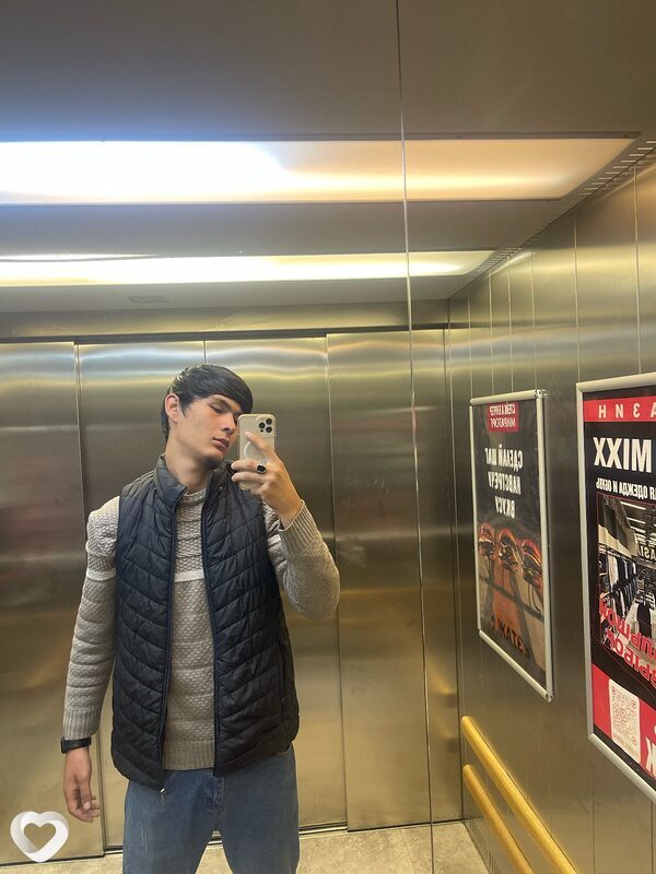 Дилшоджон, 21, Москве — анкета №2500286