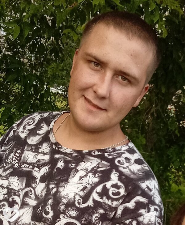 Кирилл, 25, Шарыпове — анкета №2500849