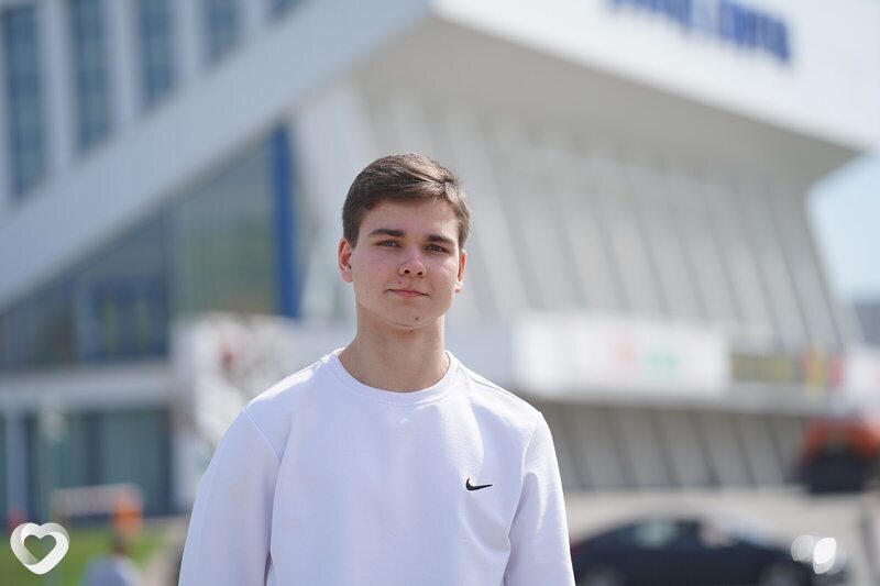 Артём, 20, Минске — анкета №2500917