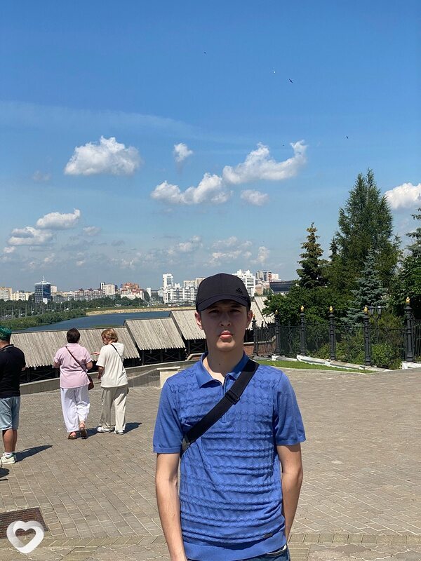 Илхомжон, 21, Казани — анкета №2500942