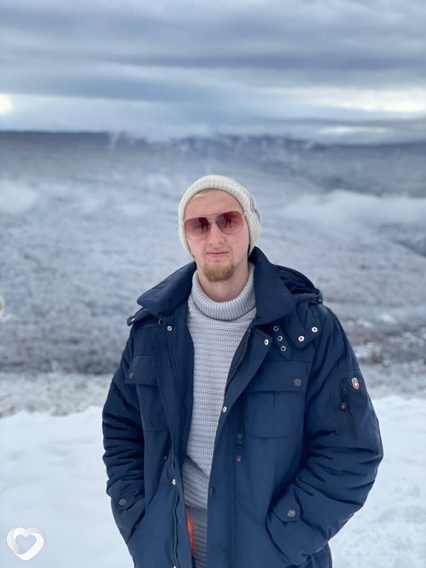 Максим, 25, Азове — анкета №2500963