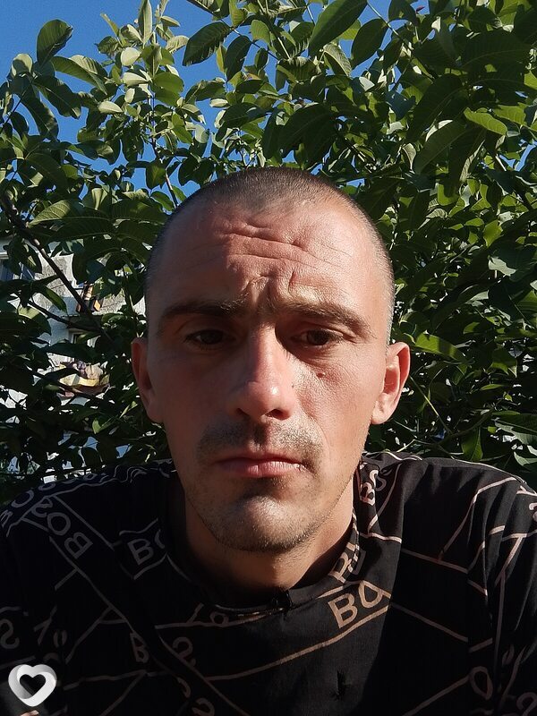 Виктор, 33, Новороссийске — анкета №2500972