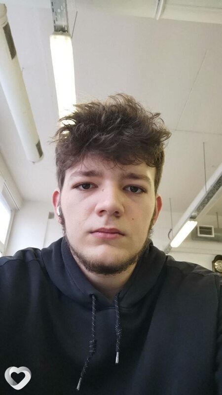 Даниил, 19, Ярославле — анкета №2501419