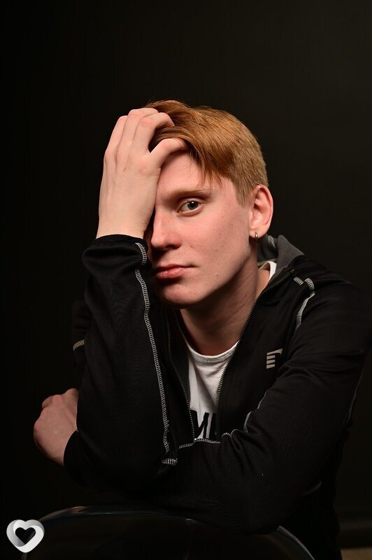 Александр, 22, Москве — анкета №2501697