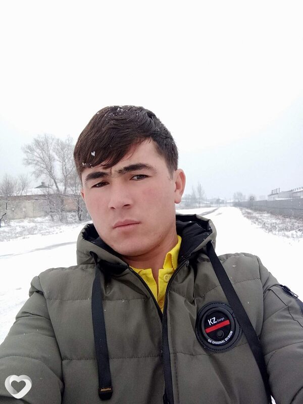 Жоник, 26, Красноярске — анкета №2501808