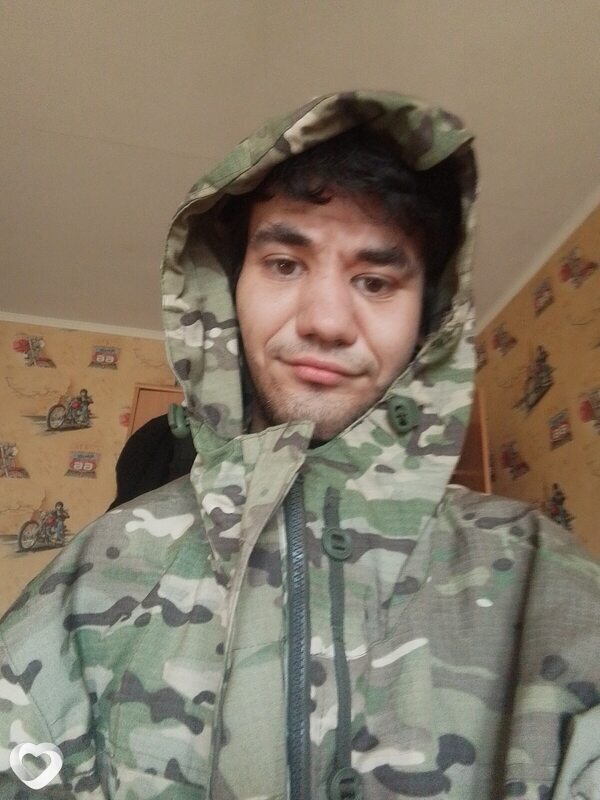 Дмитрий, 25, Архангельске — анкета №2502128
