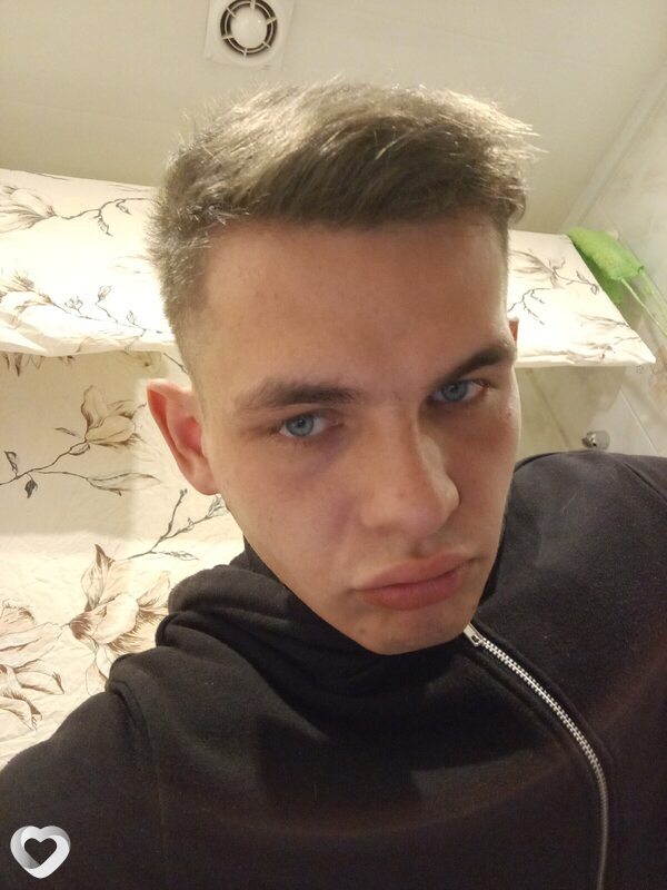 Виталий, 26, Калининграде — анкета №2502138