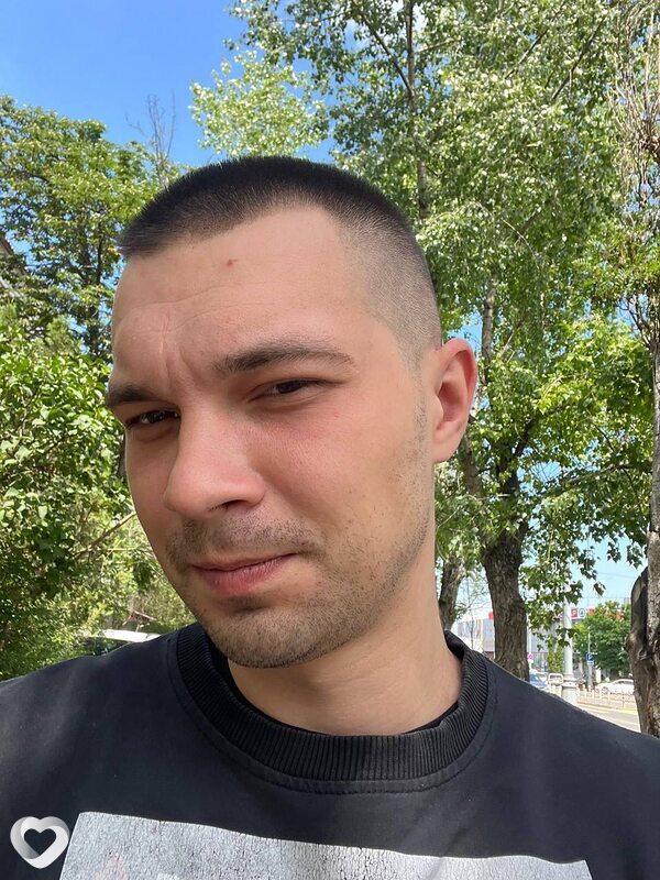 Михаил, 26, Луганске — анкета №2502463