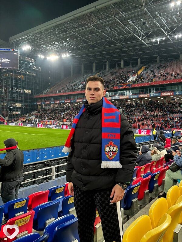 Александр, 22, Москве — анкета №2502972