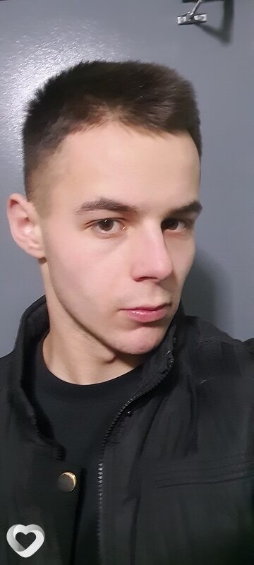 Артём, 21, Минске — анкета №2503313