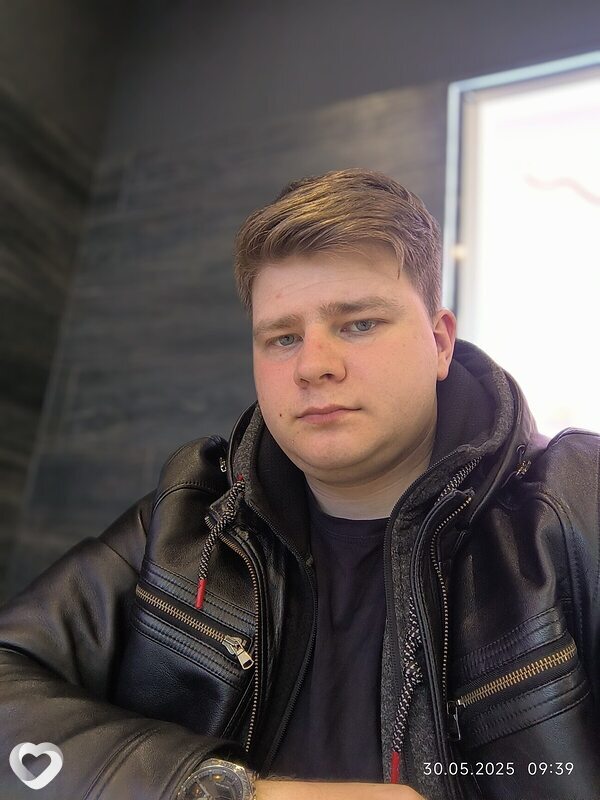 Иван, 22, Бобруйске — анкета №2503395