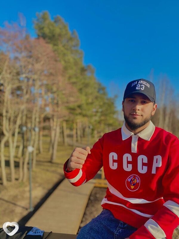 Исомиддин, 21, Сосновом Боре — анкета №2503169