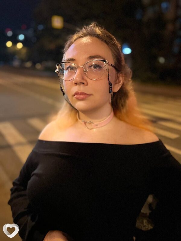 Вика, 36, Геленджике — анкета №2503459