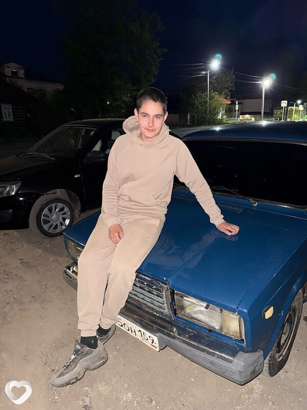 Сергей, 19, Перми — анкета №2503560