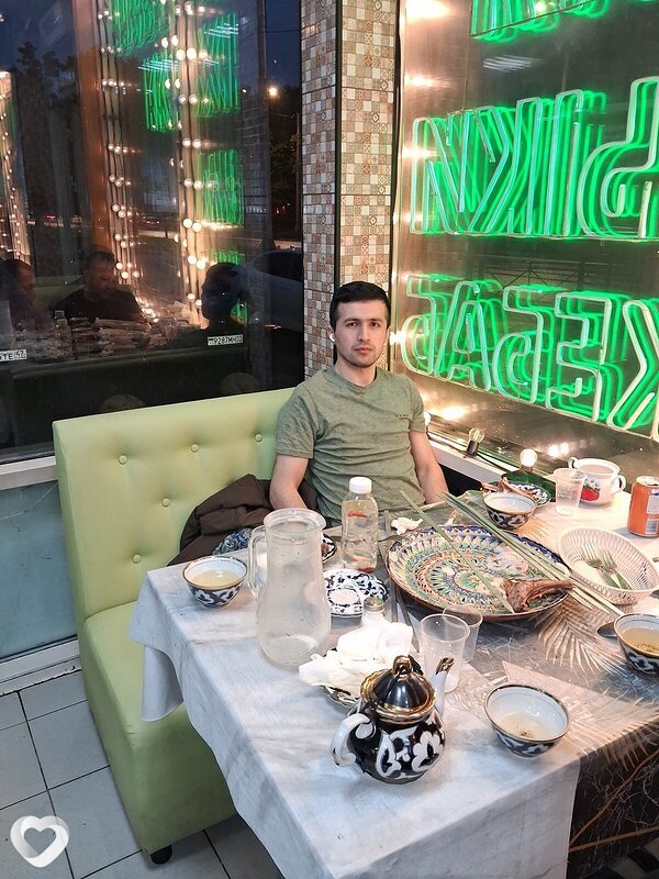 Умид, 24, Санкт-Петербурге — анкета №2504192