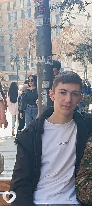 Rafayel, 22, Ереван — анкета №2504369