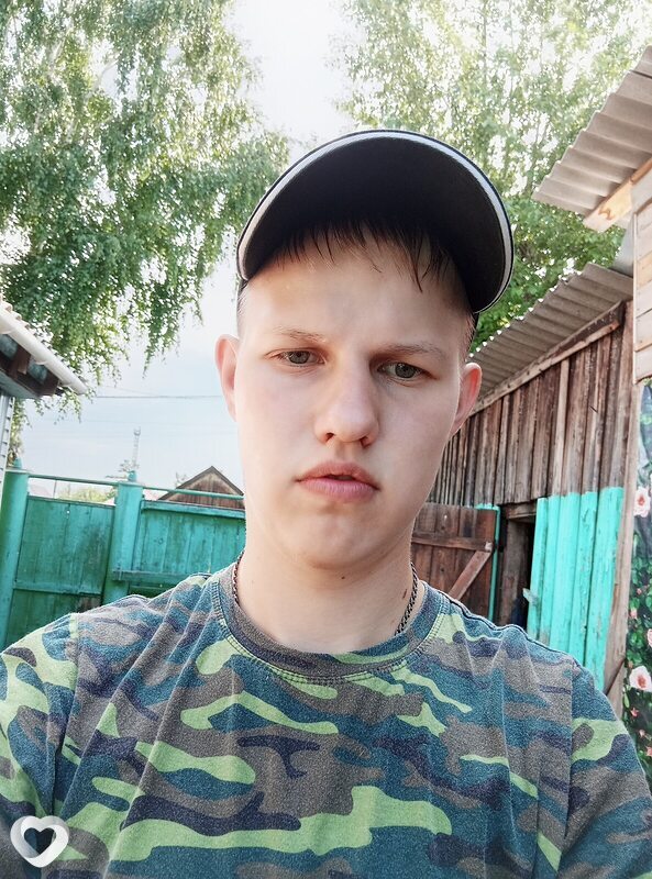 Александр, 19, Мариинске — анкета №2505047