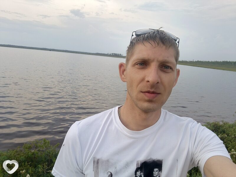 Антон, 34, Серове — анкета №2505445