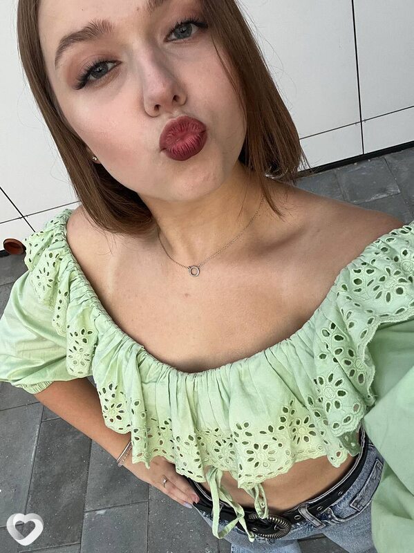 Полина, 21, Минске — анкета №2505897