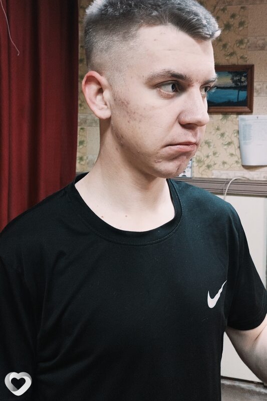 Ян, 19, Гродно — анкета №2506087