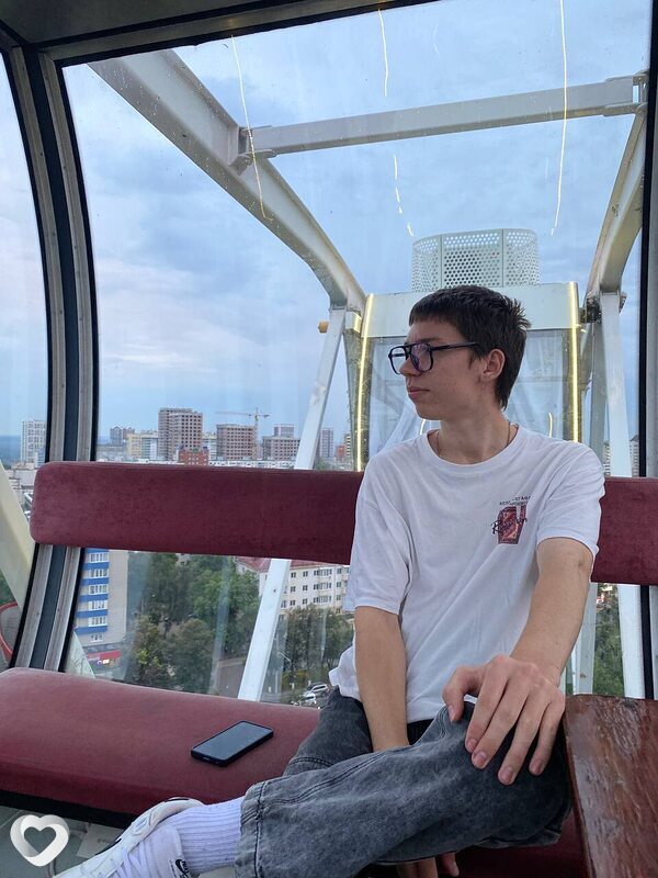 Никита, 21, Москве — анкета №2506552