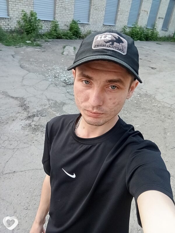 Андрей, 27, Луганске — анкета №2506684