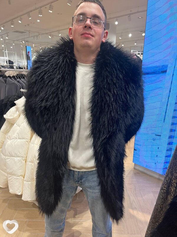 Артём, Столбцы
