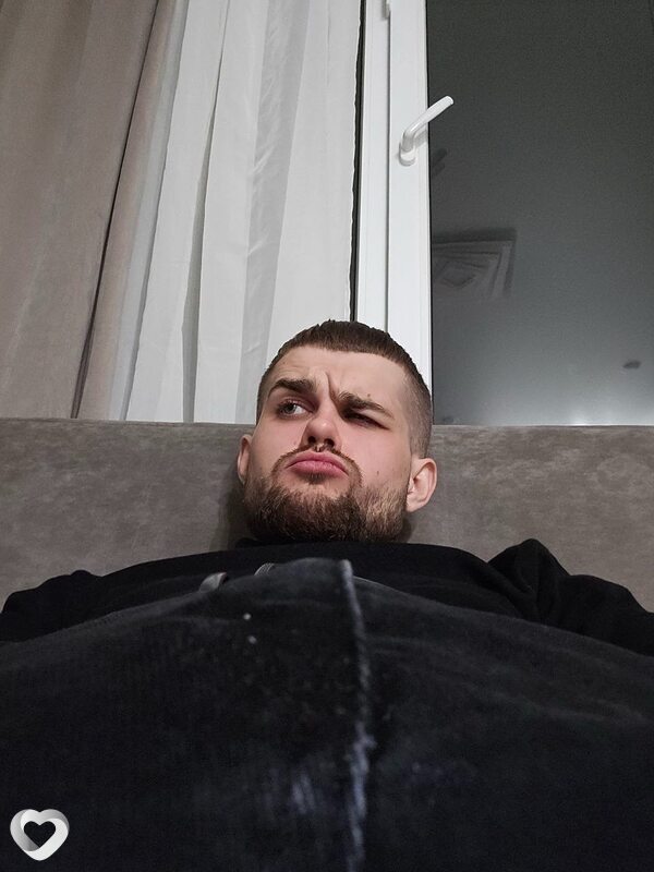 Максим, 25, Москве — анкета №2507795