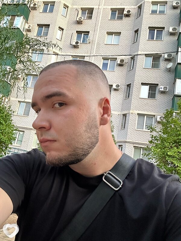 Денис, 26, Волжском — анкета №2508187