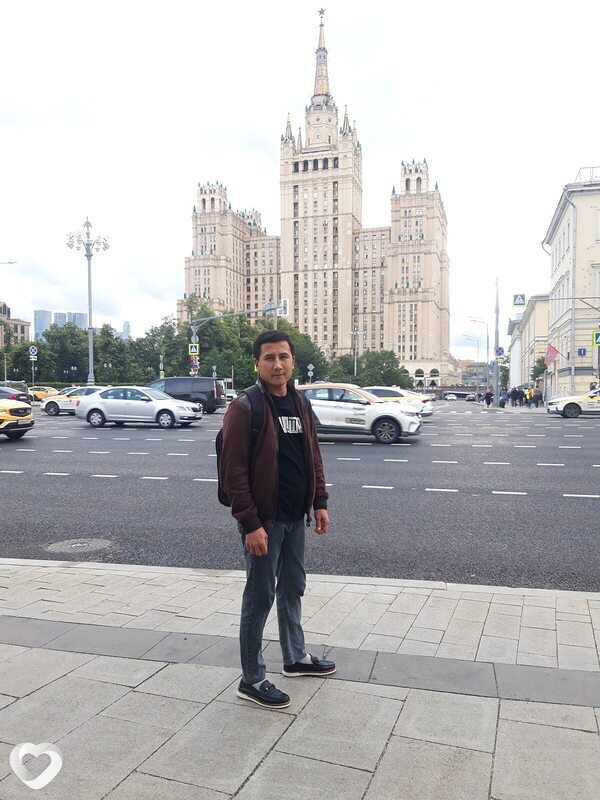 Алик, 32, Москве — анкета №2684238