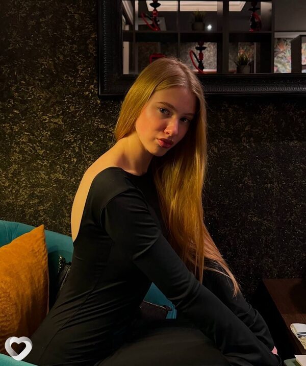 Даша, 22, Санкт-Петербурге — анкета №2509066