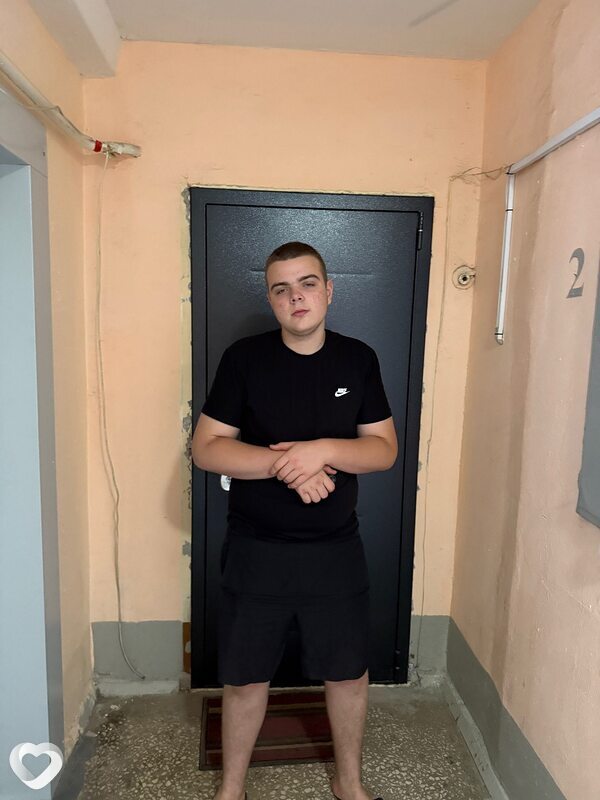 Кирилл, 19, Москве — анкета №2509320