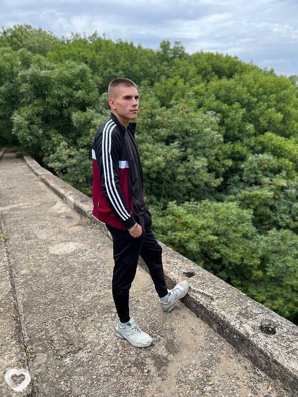 Дмитрий, 24, Абакане — анкета №2509743