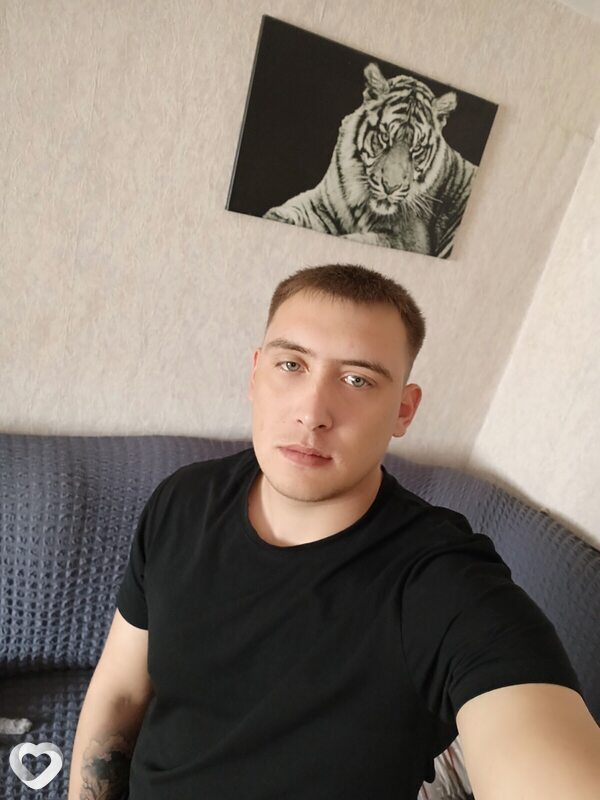 Александр, 26, Братске — анкета №2510112