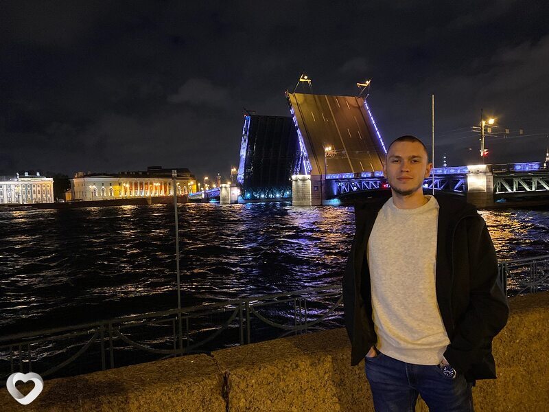 Артем, 25, Москве — анкета №2511265