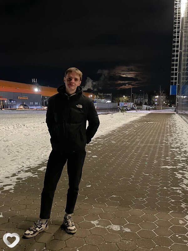 Антон, 21, Санкт-Петербурге — анкета №2511353