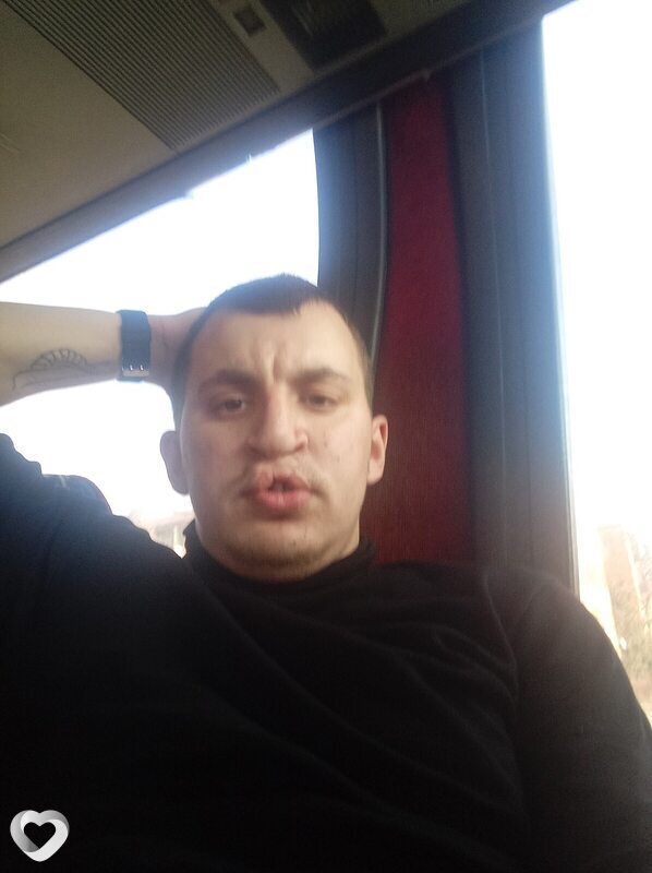 Артем, 26, Балашихе — анкета №2511498
