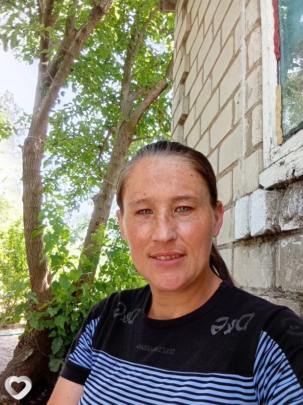 Алена, 34, Армянске — анкета №2511551