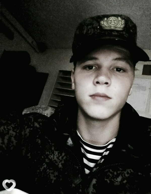 Леонид, 22, Уссурийске — анкета №2511517
