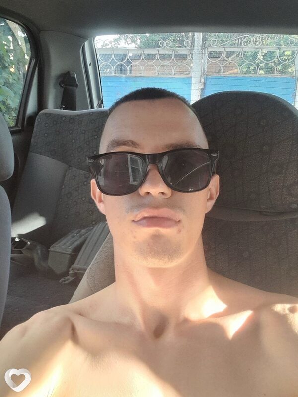 Михаил, 21, Усть-Лабинск — анкета №2511729