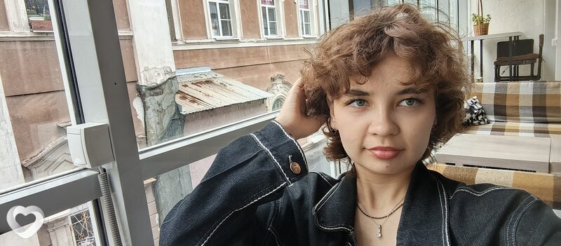Леся, 20, Саратове — анкета №2511721