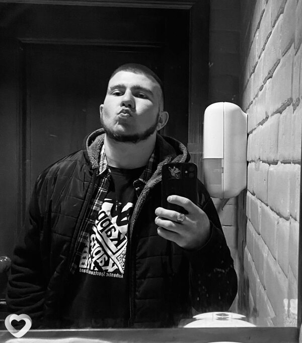 Максим, 21, Мурманске — анкета №2512137