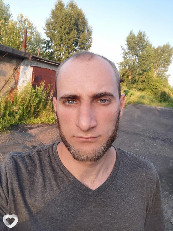 Максим, 29, Междуреченске — анкета №2512313