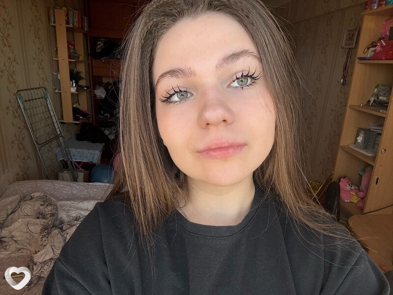 Екатерина, 19, Омске — анкета №2512653