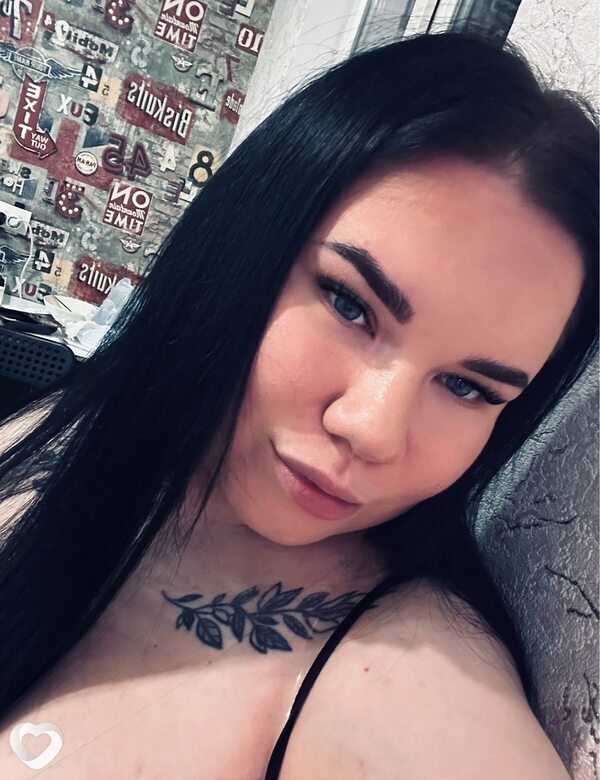 Виктория, 21, Екатеринбурге — анкета №2513074