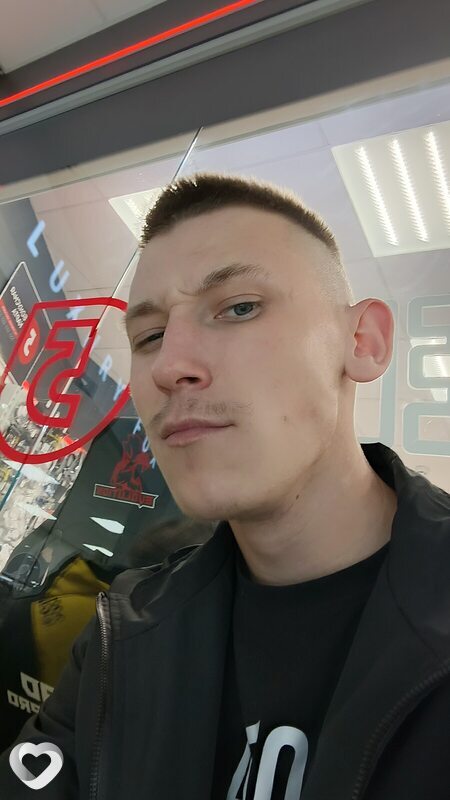 Кирилл, 22, Москве — анкета №2512950