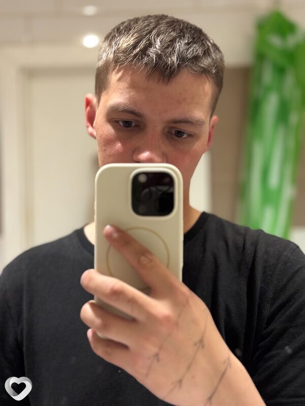 Кирилл, 20, Витебске — анкета №2513718