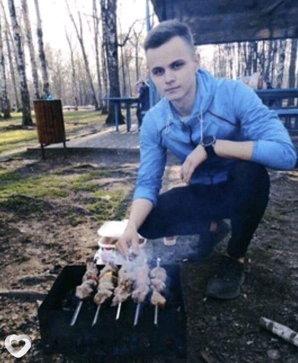 Роберт, 25, Москве — анкета №2513837
