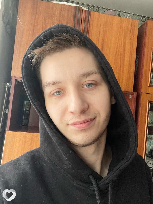 Александр, 27, Перми — анкета №2514273