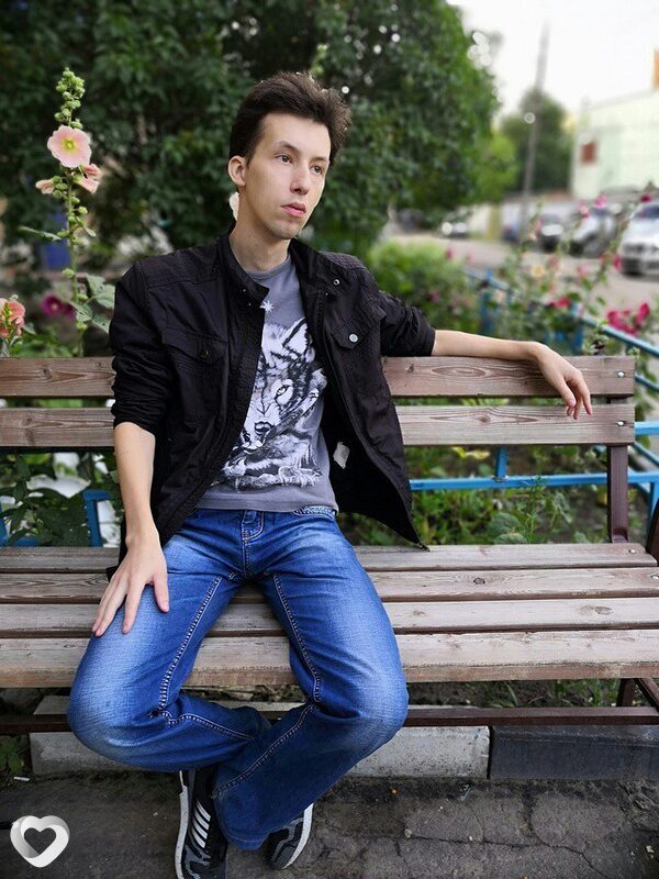 Александр, 19, Москве — анкета №2514306
